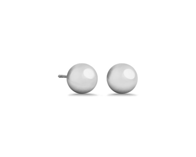 It doesn't get much more classic than our ball stud earrings. The gleaming, polished spheres are crafted of hollow 14k white gold and are lightweight and wearable. From brunch to boardroom, these ball stud earrings will be your everyday essential.