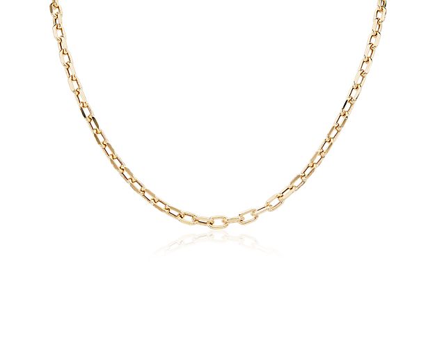 Crafted in 14k yellow gold, this diamond cut open link cable chain necklace is a perfect statement piece.  At 4.9mm in width, this necklace will standout day or night.