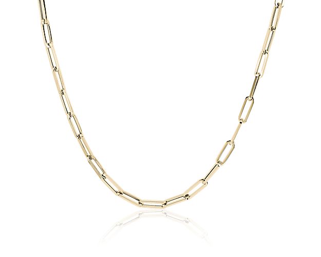 Slim links give this yellow gold necklace a modern edge, and add to its layering potential.  Made in 14k Italian yellow gold.