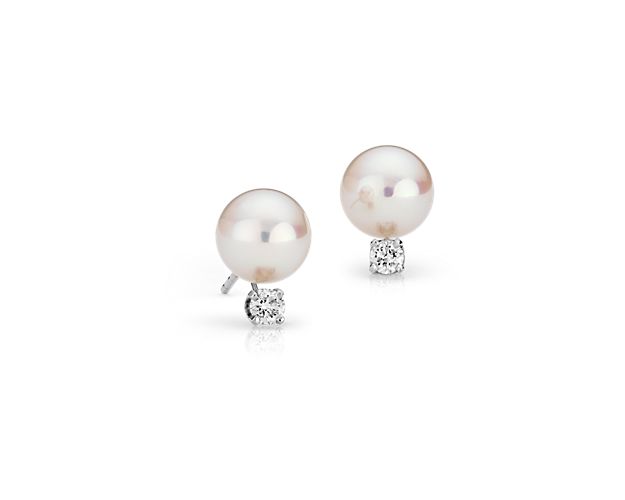 Our highest-quality Akoya cultured pearl are accented by sparkling round diamonds and 18k white gold posts for pierced ears.