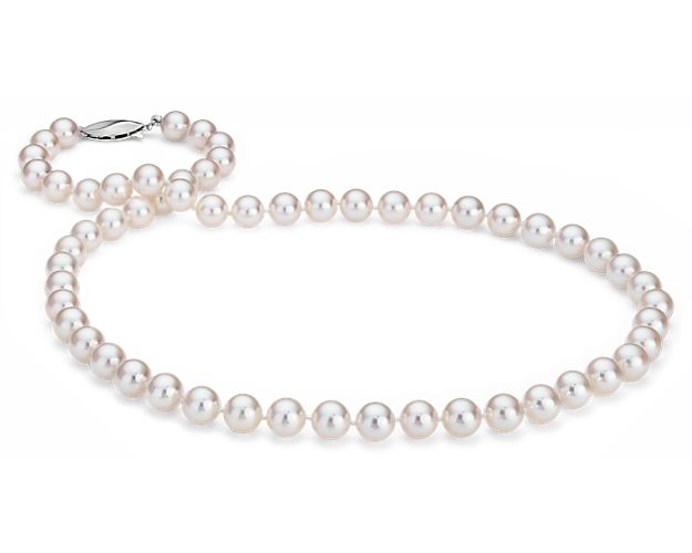 This strand of round Classic Akoya cultured pearls is hand knotted securely with 20" silk blend cord and finished off with 18k white gold safety clasp. Blue Nile gemologists ensure that our pearls meet the highest quality expectations, ensuring you the best value.