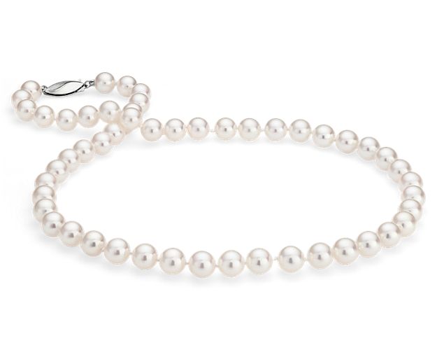 This strand of round Classic Akoya cultured pearls is hand knotted securely with 24" silk blend cord and finished off with 18k white gold safety clasp. Blue Nile gemologists ensure that our pearls meet the highest quality expectations, ensuring you the best value.