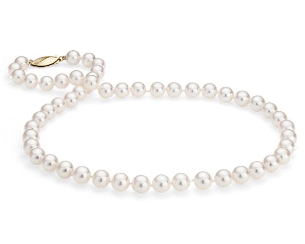 This strand of round Classic Akoya cultured pearls is hand knotted securely with a 24" silk blend cord. This strand is finished with a secure safety clasp in 18k yellow gold. Blue Nile gemologists ensure that our pearls meet the highest quality expectations, ensuring you the best value.