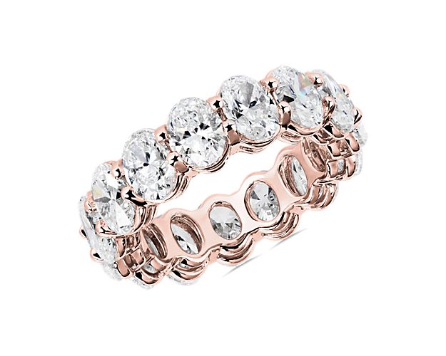This lab grown diamond oval-cut eternity ring celebrates the brilliance of love, surrounded by the timeless shine of 14k rose gold.