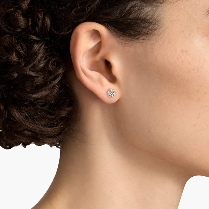 Six Prong Stud Earrings   In 18K Yellow Gold (Setting)