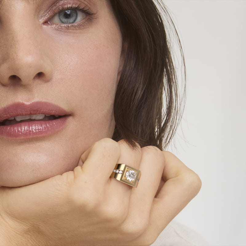 Men's Round Diamond Channel Engagement Ring in 14k Yellow Gold (1/3 ct. tw.)