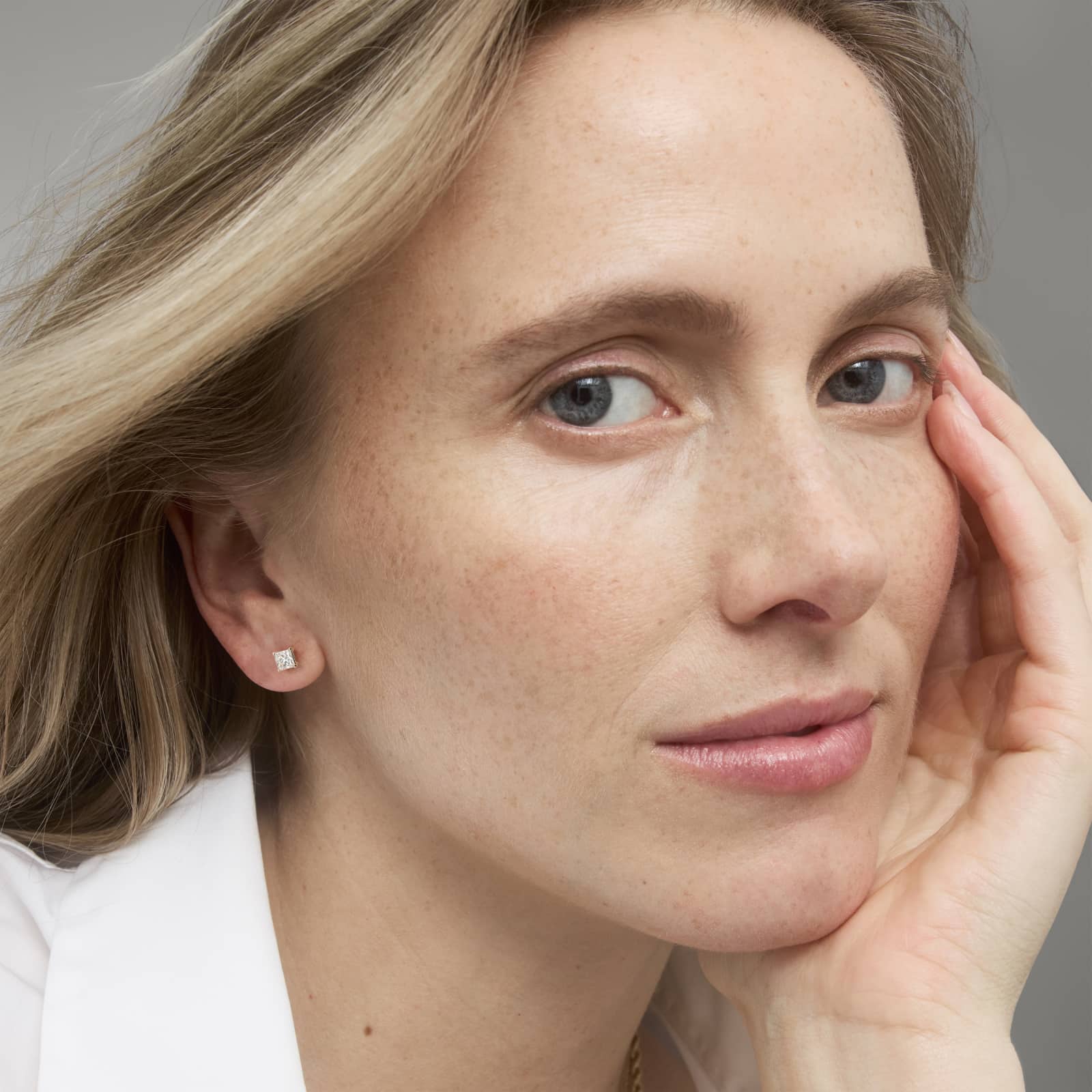 Princess Cut Diamond Stud Earrings    In 14K Yellow Gold (Setting)