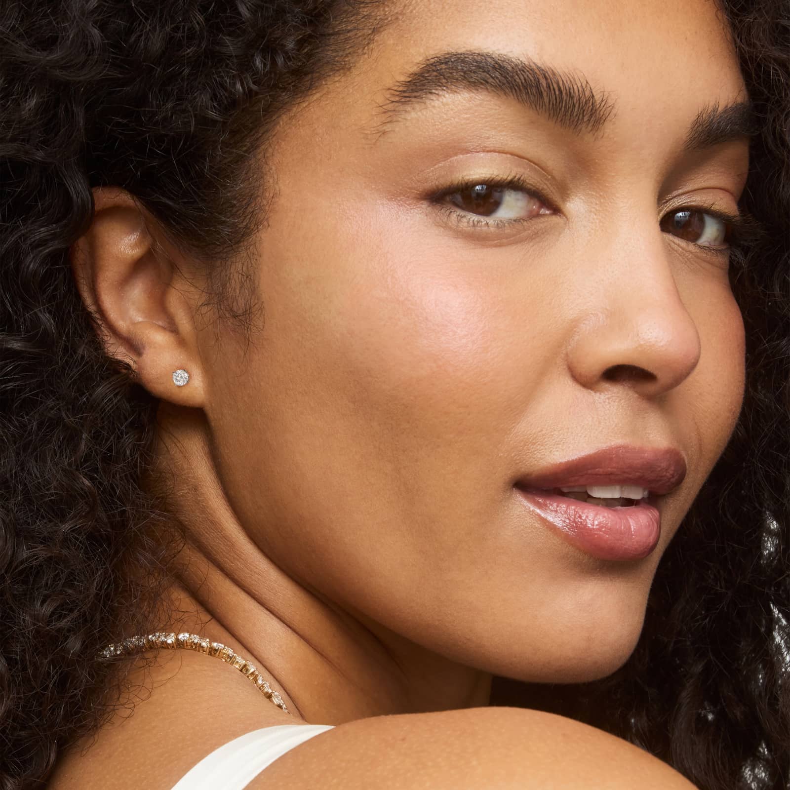 Four Prong Stud Earrings In Platinum (Setting)