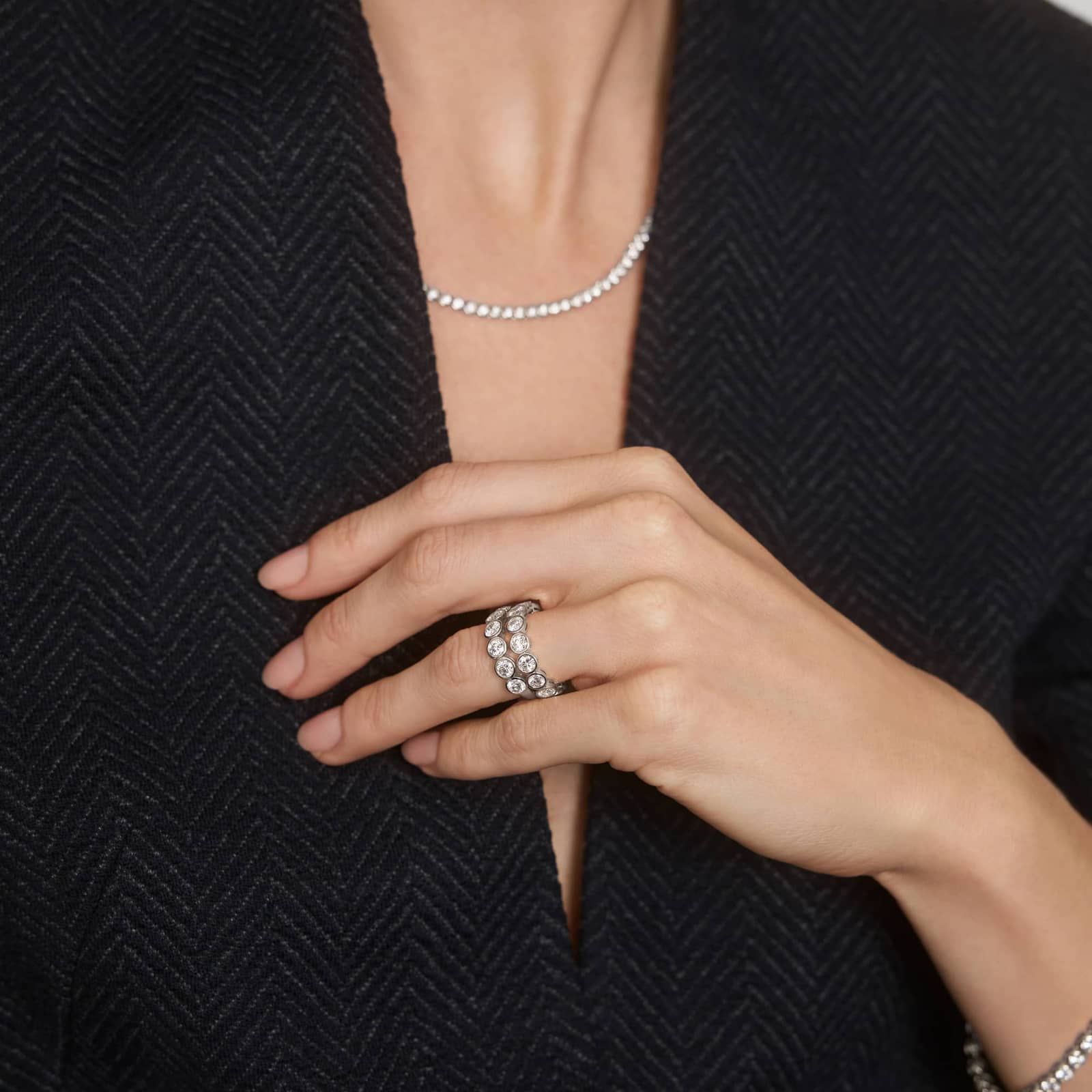 Seven Stone Bezel Anniversary Ring With 2 CTW Round Cut Diamonds in Platinum (5.2mm)