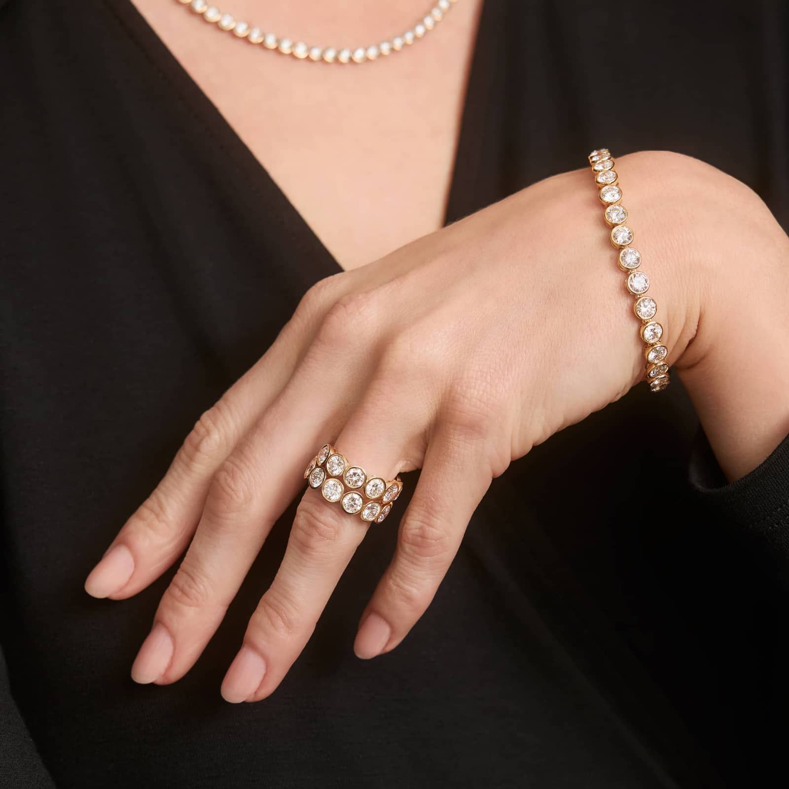 Seven Stone Bezel Anniversary Ring With 3 CTW Round Cut Diamonds in 14K Yellow Gold (5.6mm)