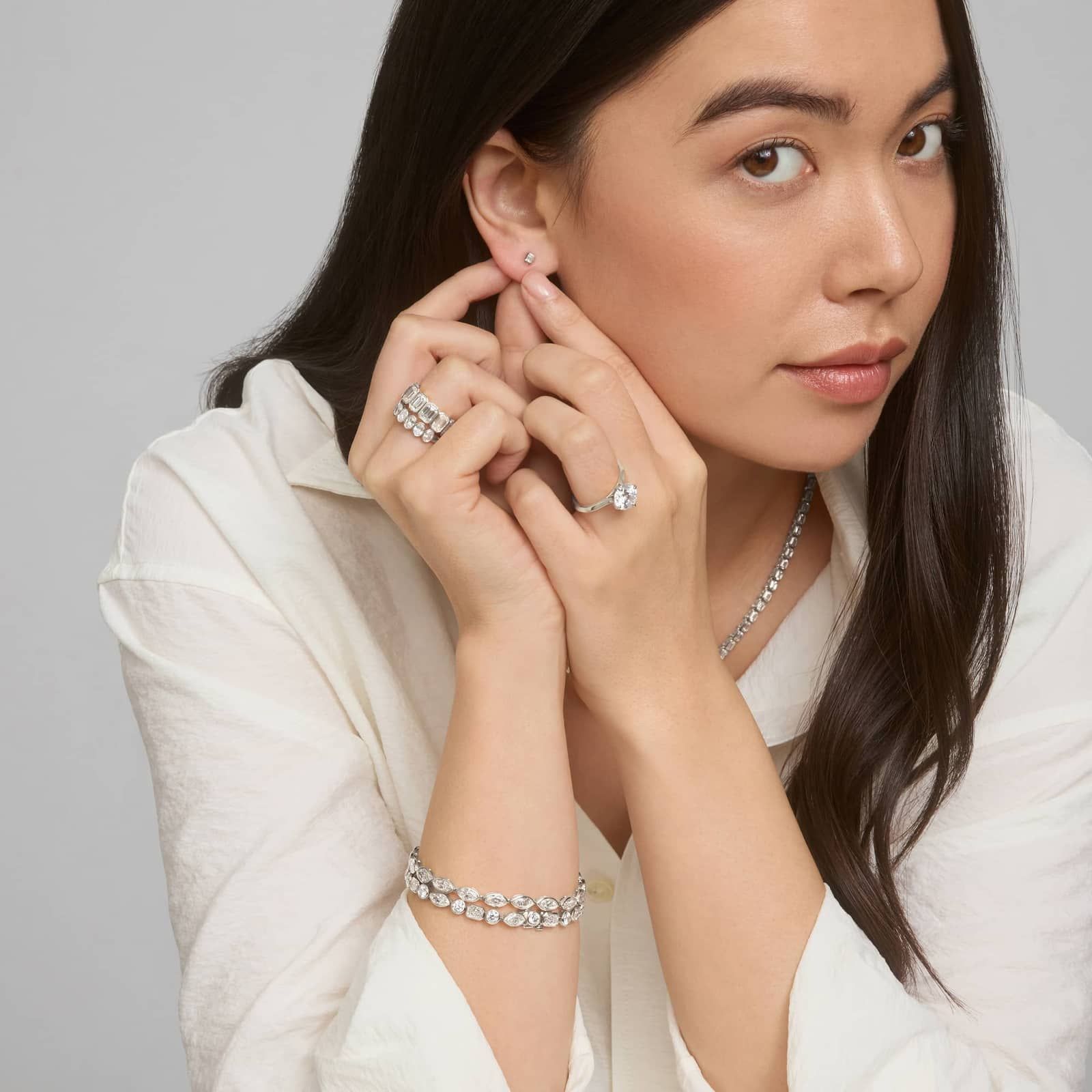 Seven Stone Bezel Anniversary Ring With 2 CTW Oval Cut Diamonds in Platinum (6mm)