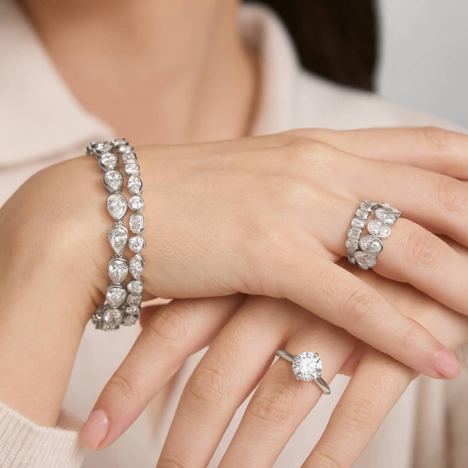 Seven Stone Bezel Anniversary Ring With 3.5 CTW Oval Cut Diamonds in Platinum (7.4mm)