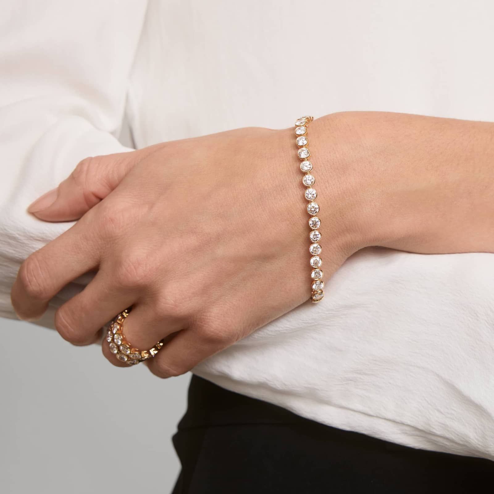 Bezel Tennis Bracelet With 10 CTW Round Diamonds in 14K Yellow Gold
