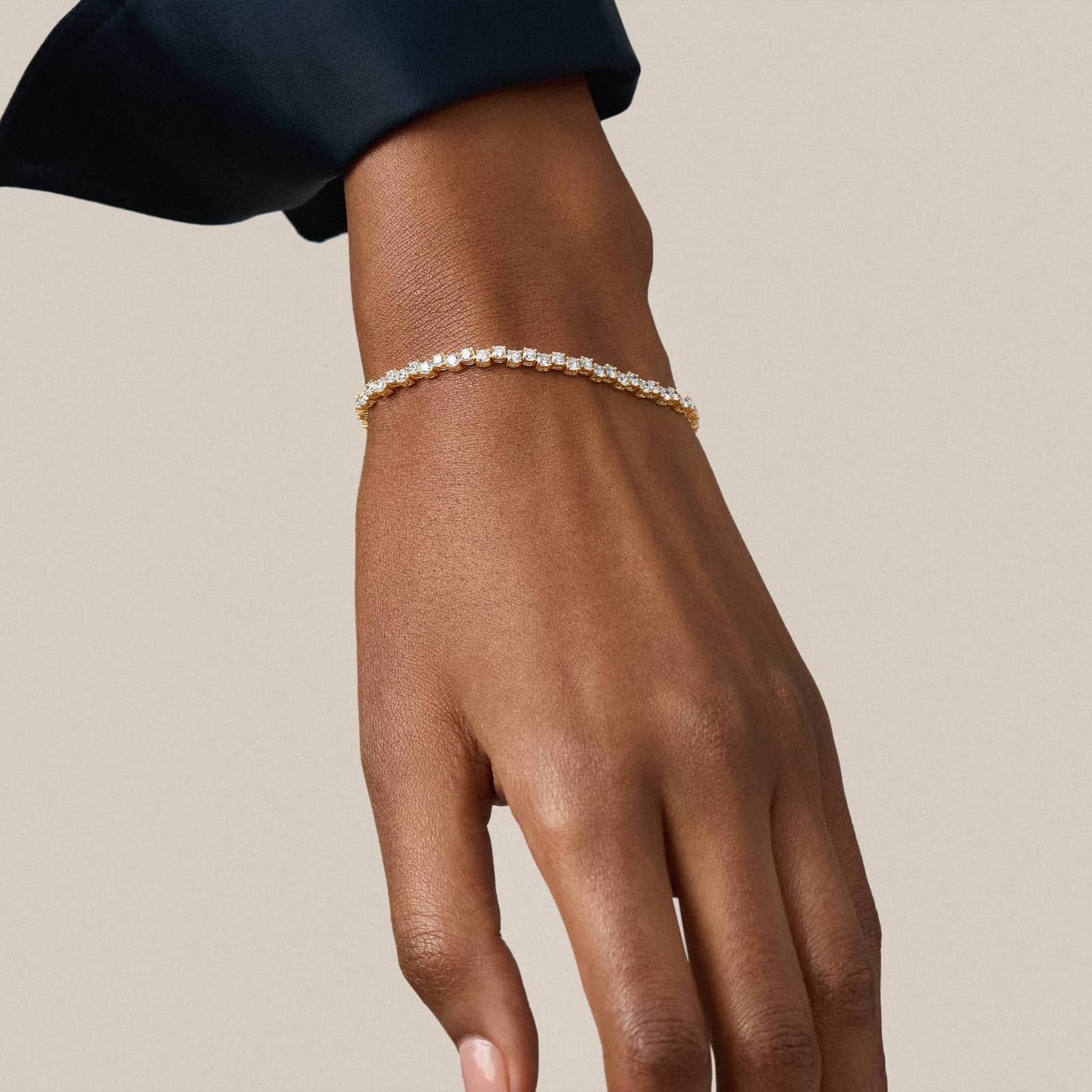 Alternating Lab-Grown Diamond Bracelet in 14K Yellow Gold (4 ct. tw.)