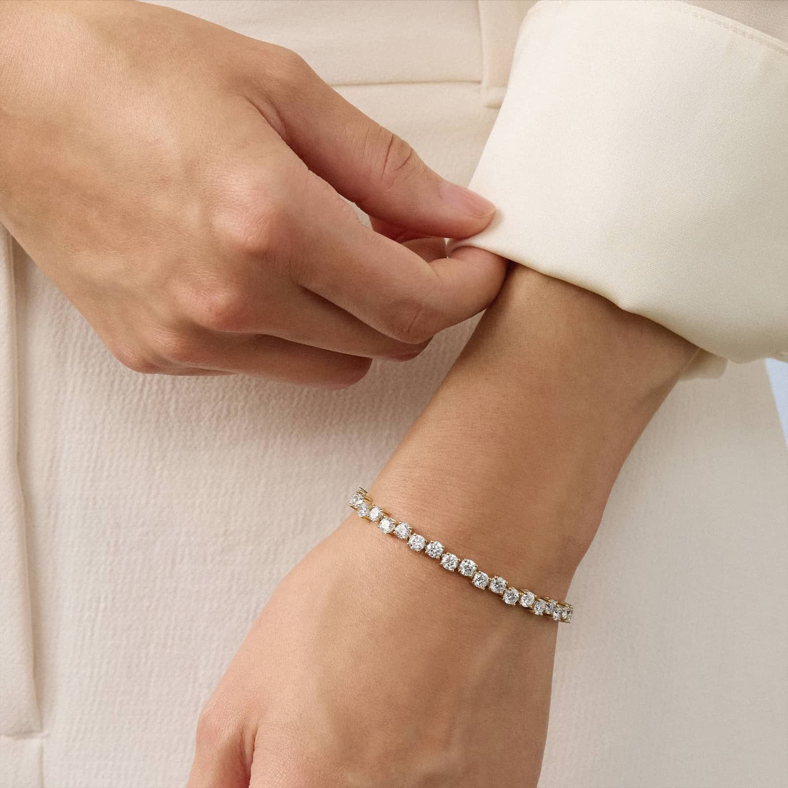 Alternating Lab-Grown Diamond Bracelet in 14K Yellow Gold (8 ct. tw.)