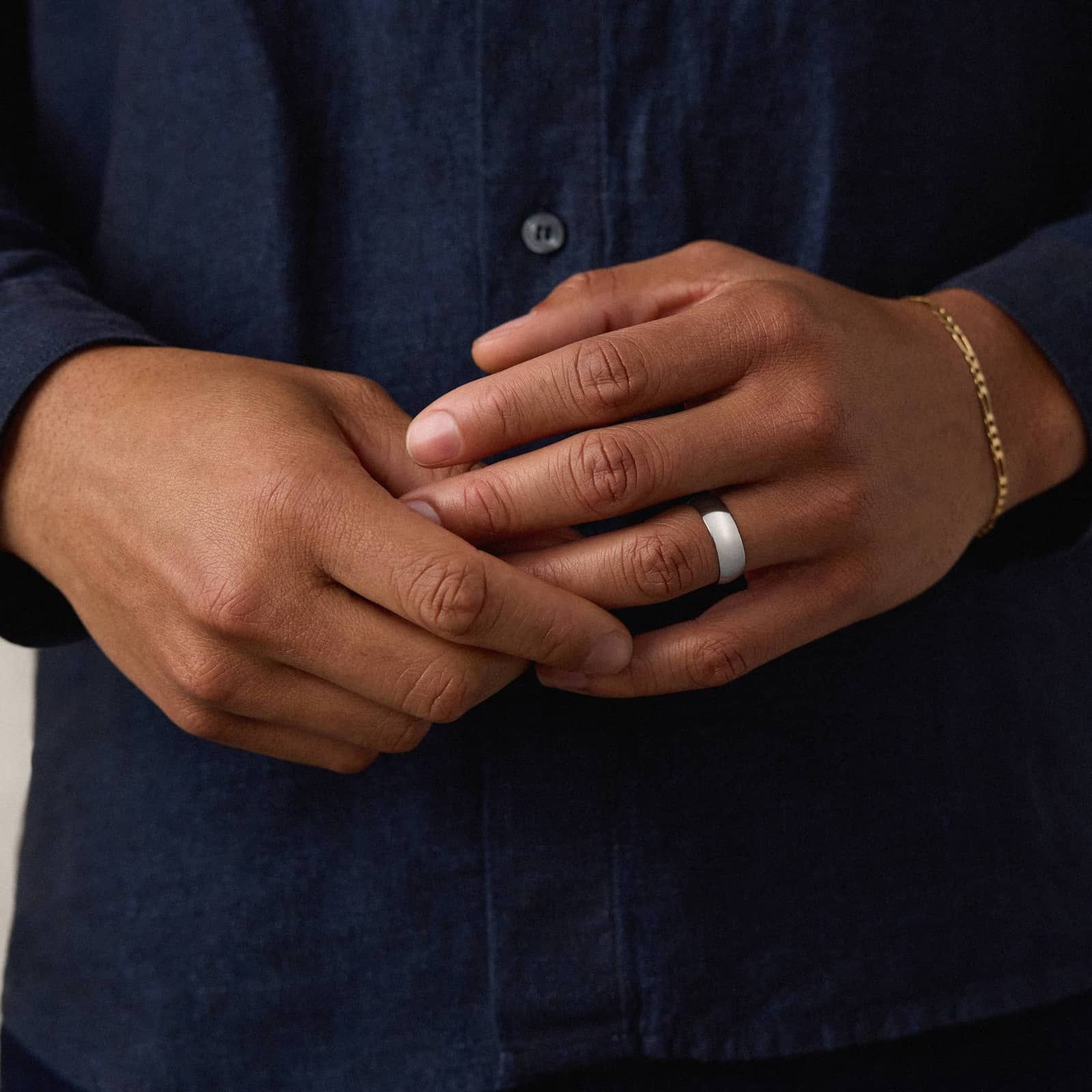 Mid-weight Comfort Fit Wedding Ring in Platinum (6mm)