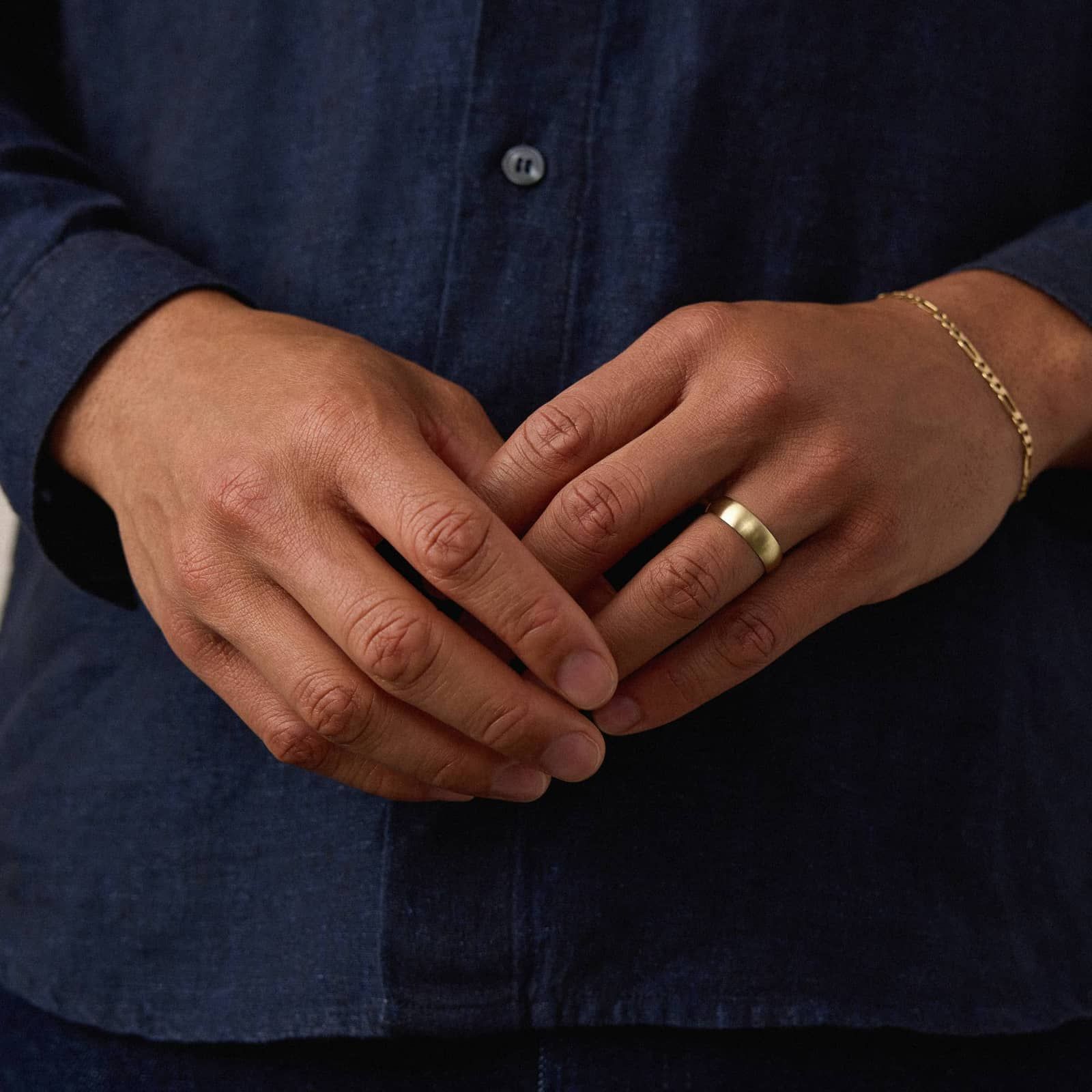 Matte Mid-weight Comfort Fit Wedding Ring in 14k Yellow Gold (6mm)