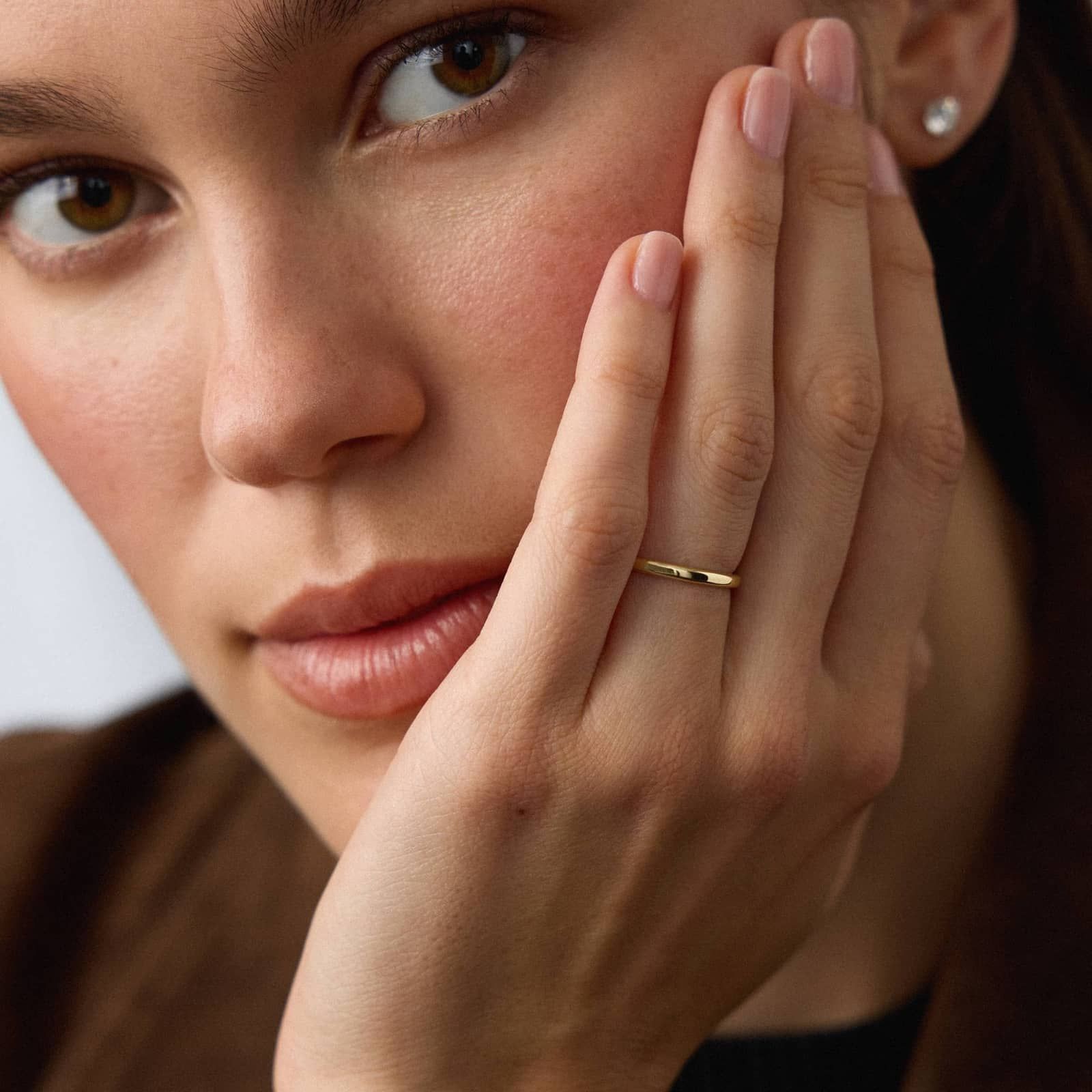 Skyline Comfort Fit Wedding Ring in 18k Yellow Gold (2mm)