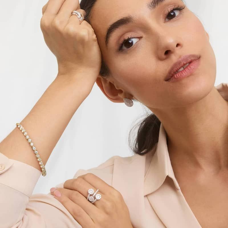 Illusion Bangle Bracelet With Lab-Grown Diamonds In 14K Yellow Gold (8")