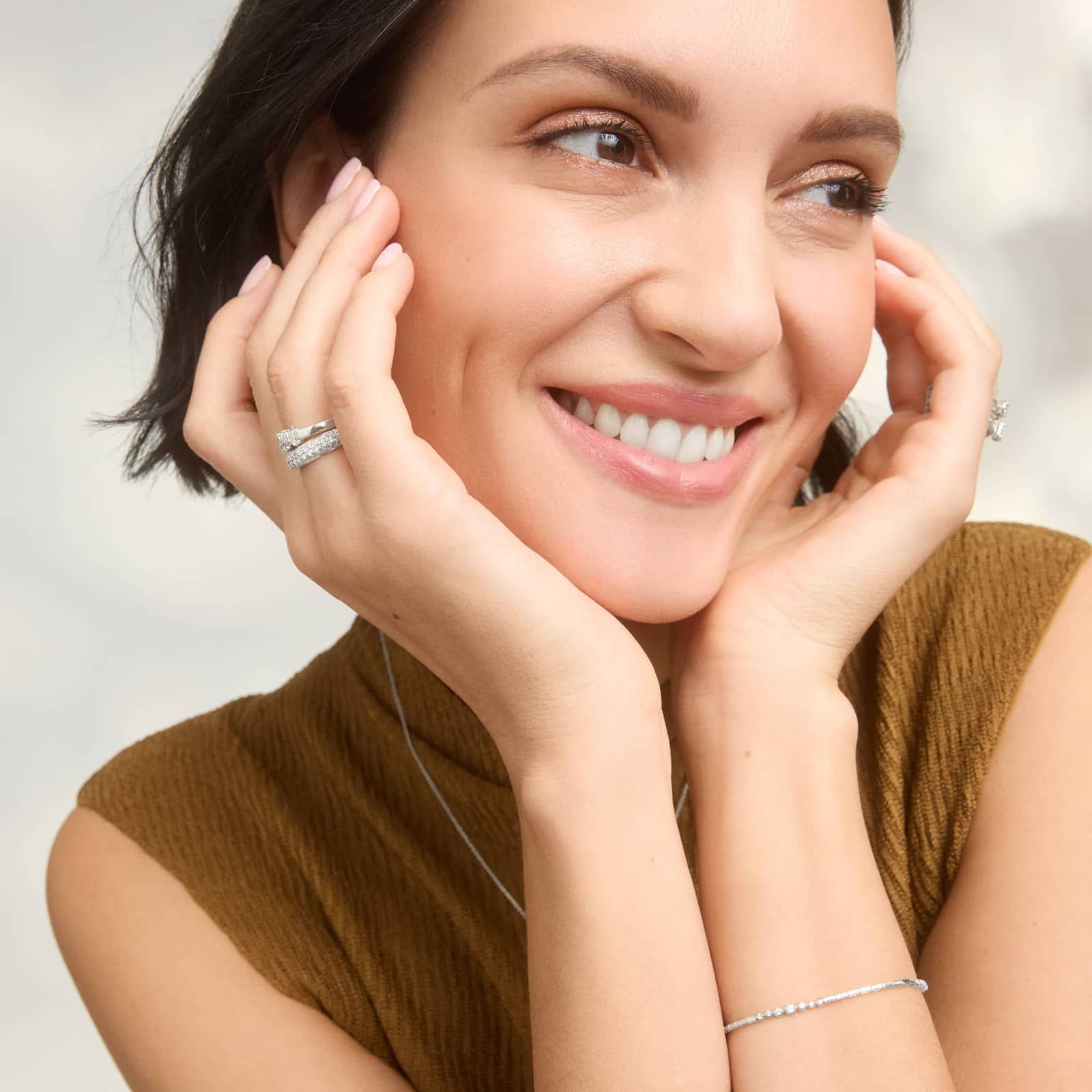 Graduating Diamond Bracelet with 0.5 CTW Round Cut Lab-Grown Diamonds in 14K White Gold