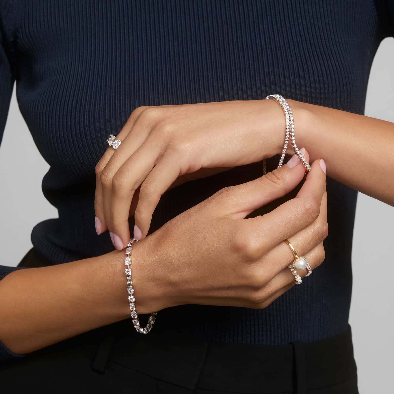 Graduating Diamond Bracelet with 2 CTW Round Cut Lab-Grown Diamonds in 14K White Gold