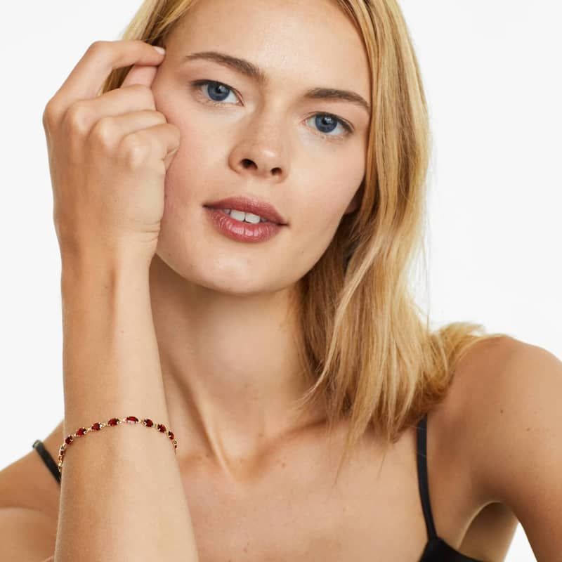 Garnet Line Bracelet In 14K Yellow Gold