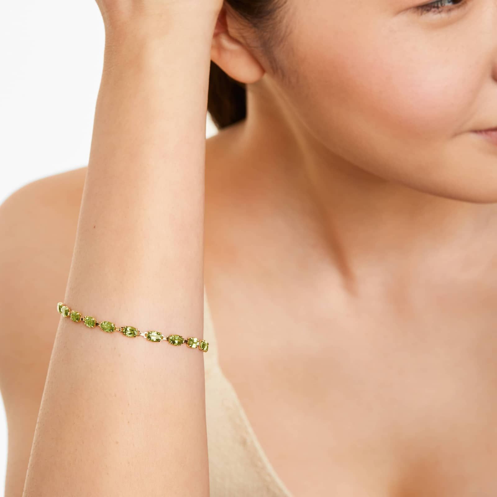 Peridot Line Bracelet In 14K Yellow Gold