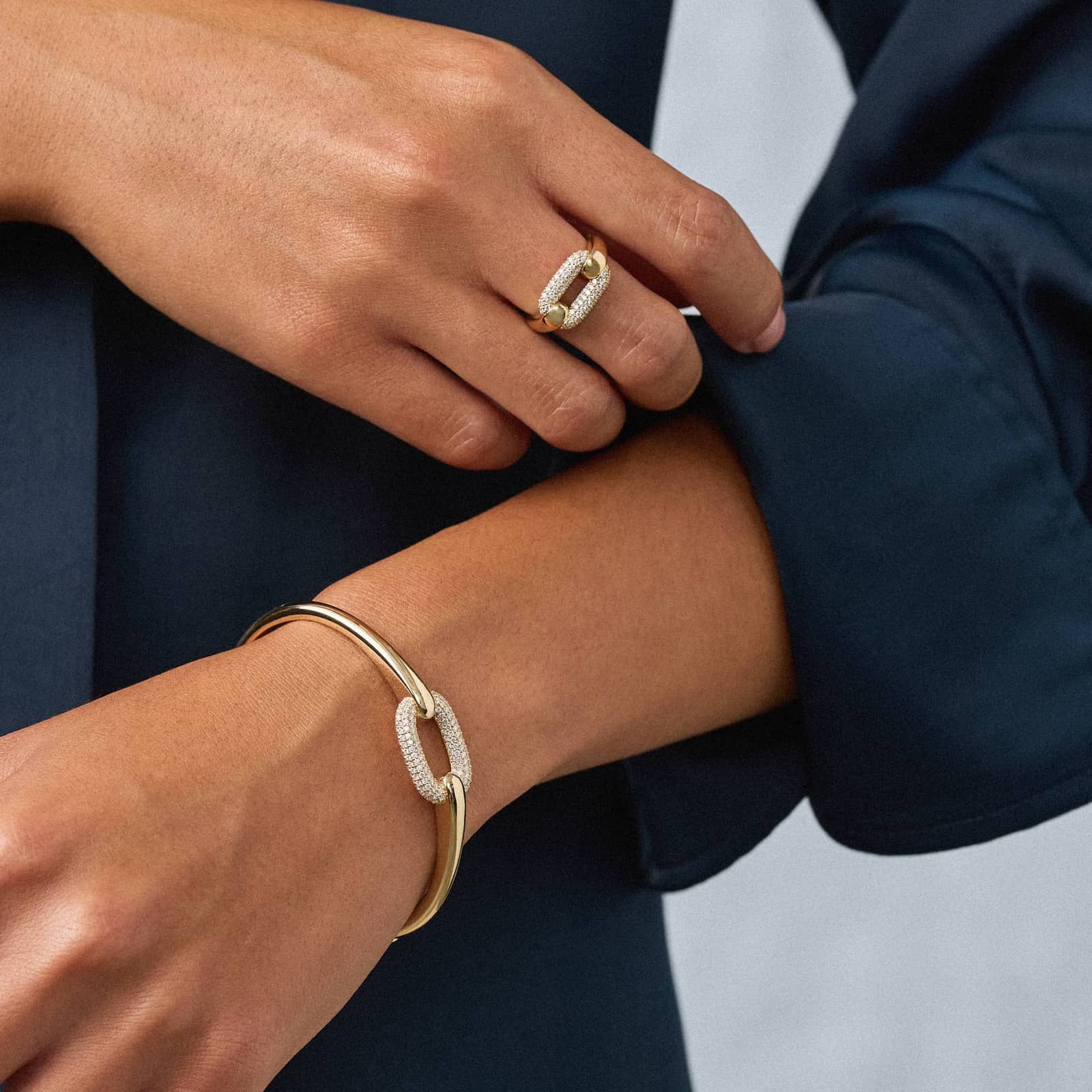 Ellipse Bangle in 14K Yellow Gold with Diamonds