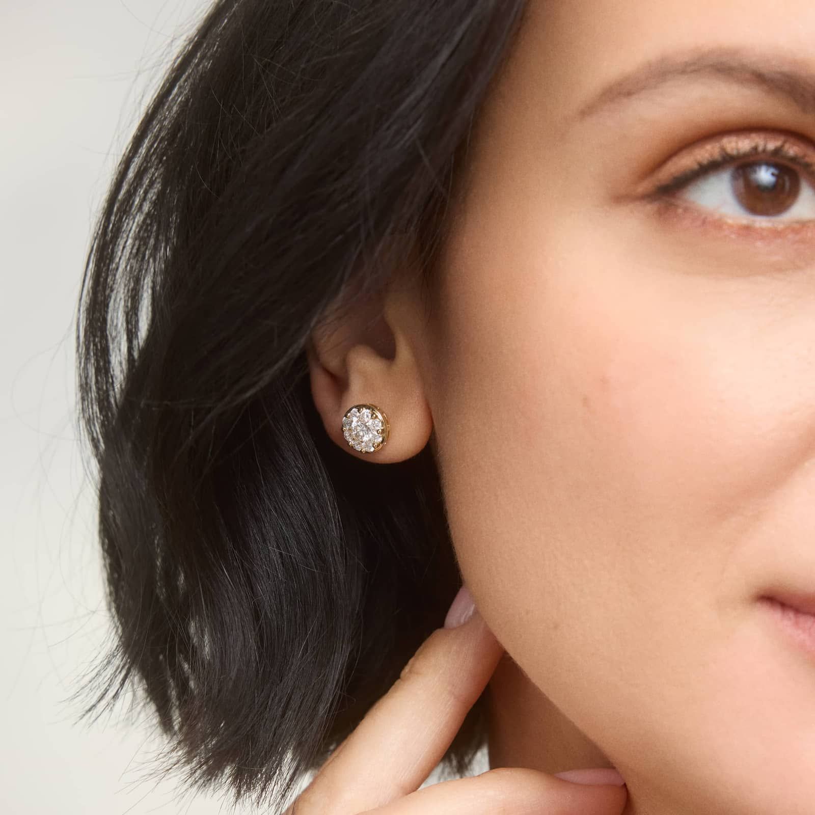 Cluster Diamond Stud Circle Earrings with 1.5 CTW Round Cut Lab-Grown Diamonds in 14K Yellow Gold