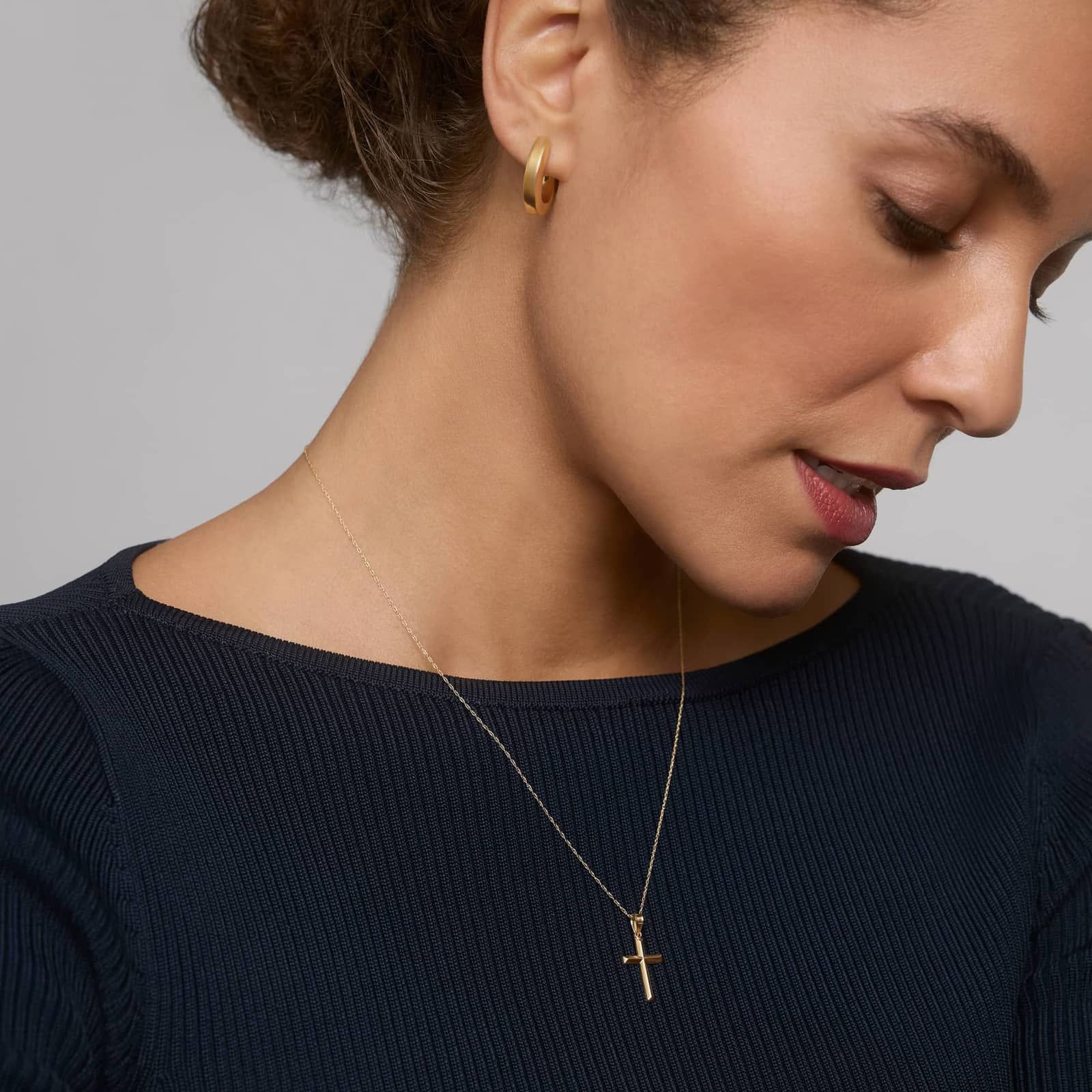 Squared Oval-Shaped Hoop Earrings in 14K Yellow Gold