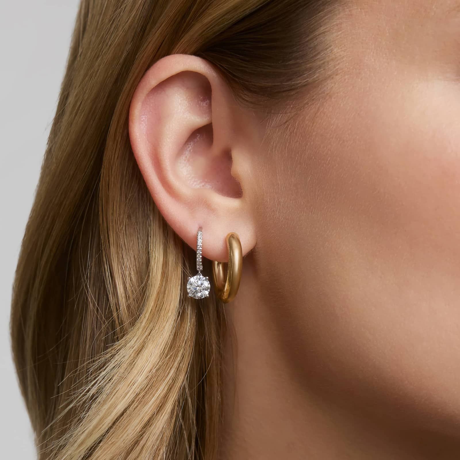 Rounded Hoop Earrings in 14K Yellow Gold
