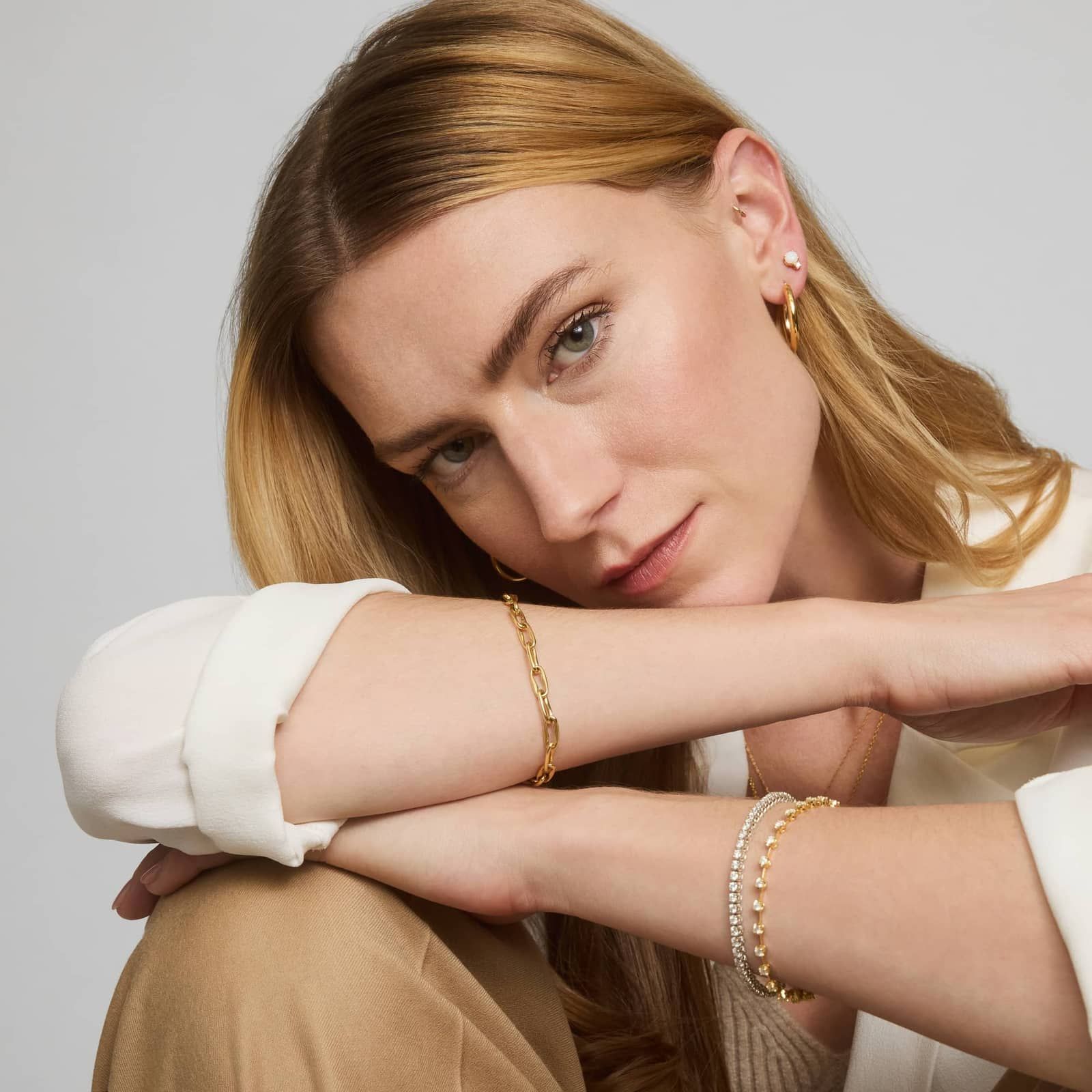 Tube Hoop Earrings (3x25mm) in 14K Yellow Gold