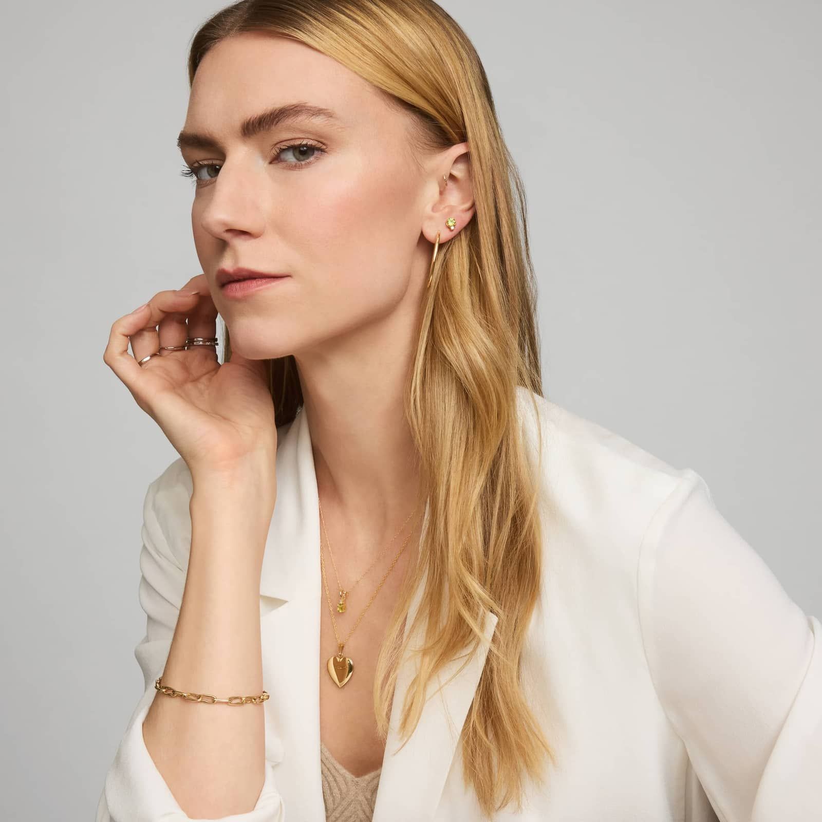 Oval Hoop Earrings (2x30mm) in 14K Yellow Gold