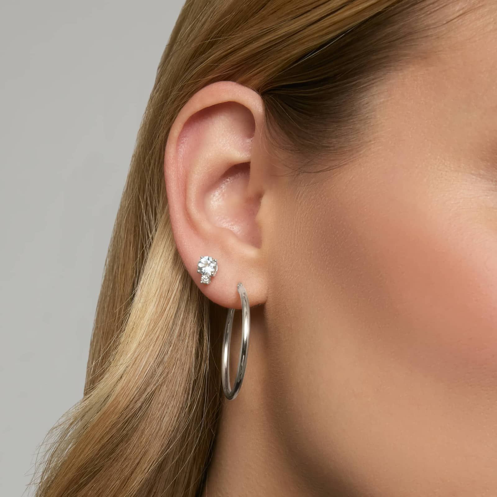 Hoop Earrings (2x30mm) in 14K White Gold