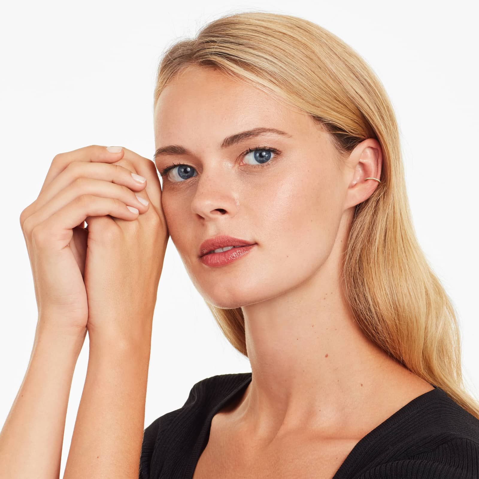 Single Diamond  Ear Cuff In 14K Yellow Gold