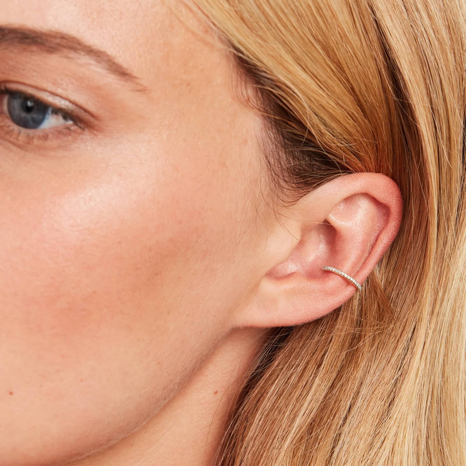 Single Diamond  Ear Cuff In 14K Yellow Gold