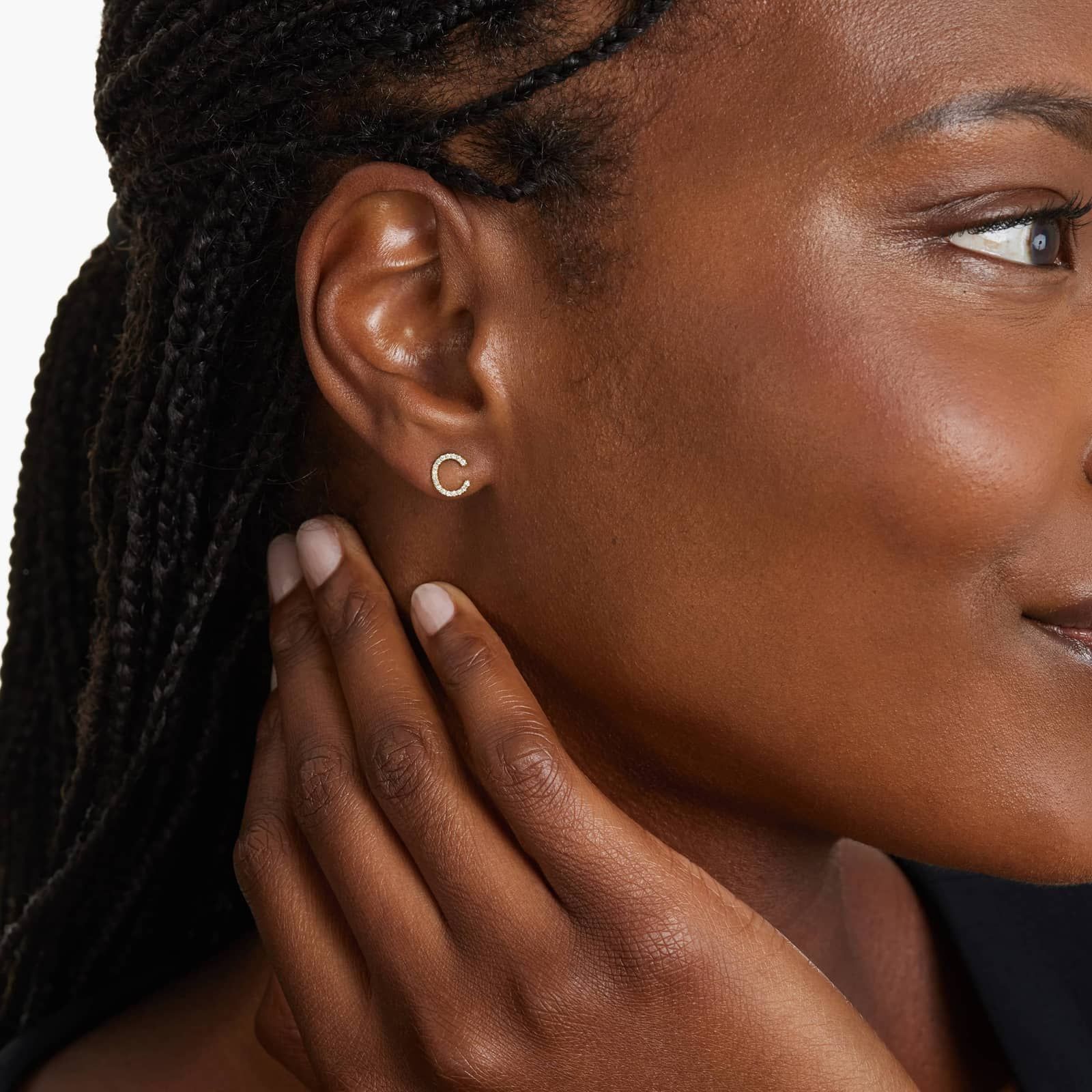 C Initial Pavé Diamond Stud Earring In 14K Yellow Gold