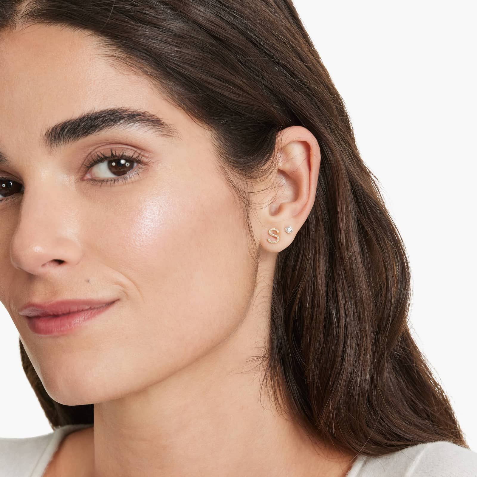 S Initial Pavé Diamond Stud Earring In 14K Yellow Gold