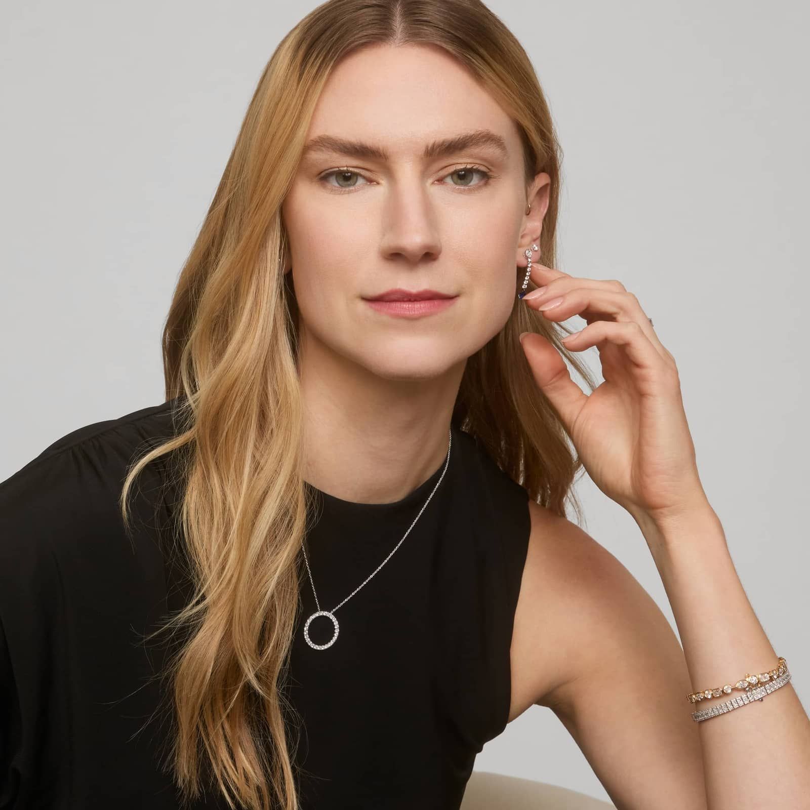 Riviera Pavé Diamond Circle Necklace with 1 CTW Round Cut Lab-Grown Diamonds in 14K White Gold