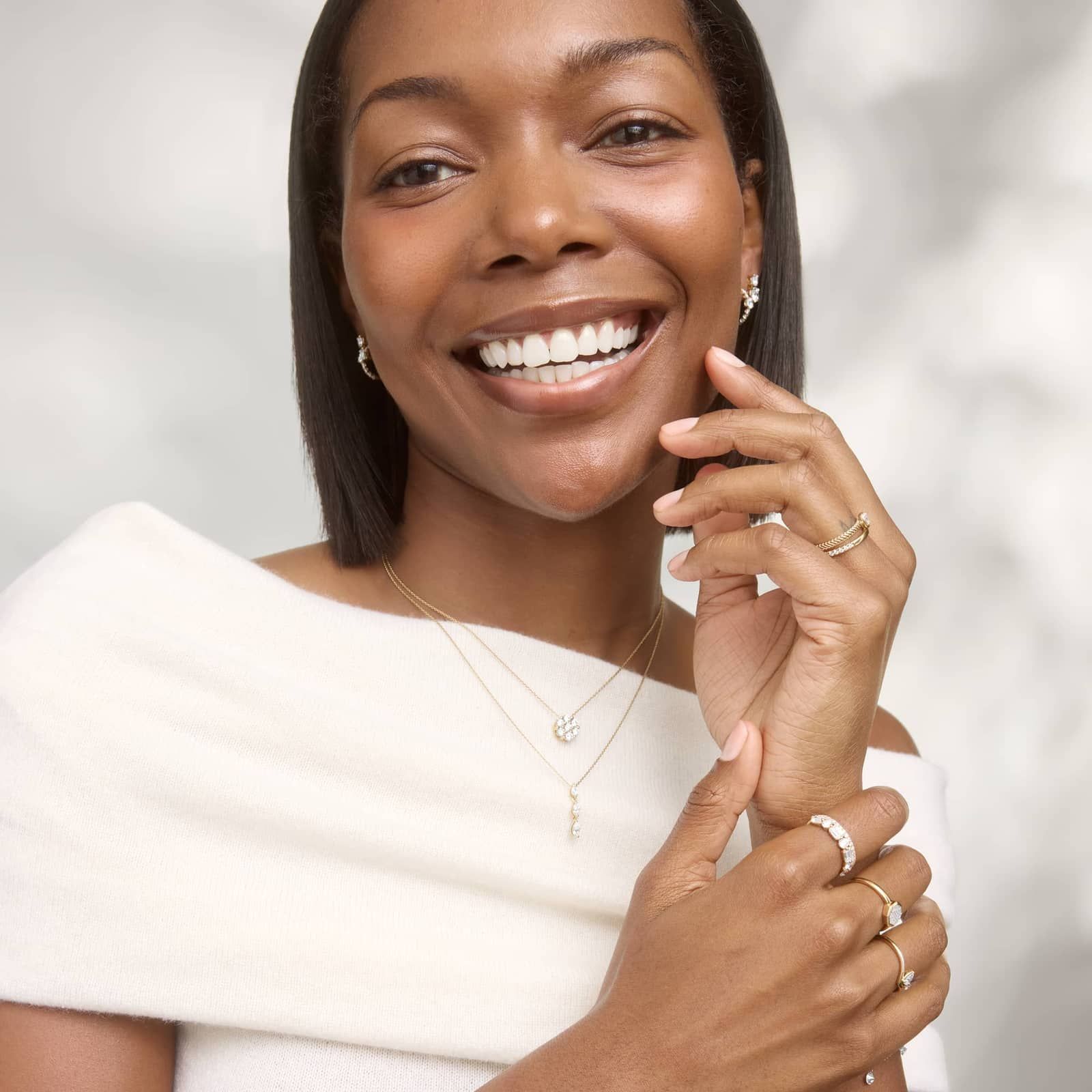 Cluster Diamond Flower Pendant Necklace with 1 CTW Round Cut Lab-Grown Diamonds in 14K Yellow Gold