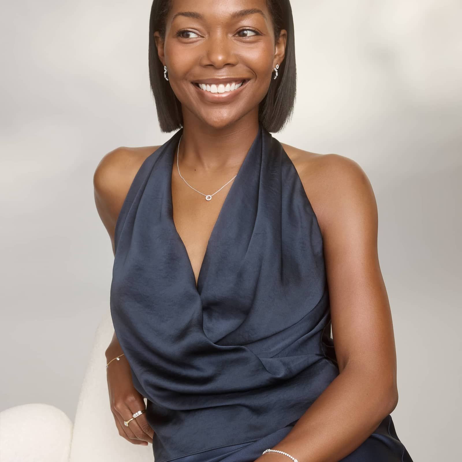 Diamond Circle Pendant Necklace with 0.1 CTW Round Cut Lab-Grown Diamond in 14K White Gold