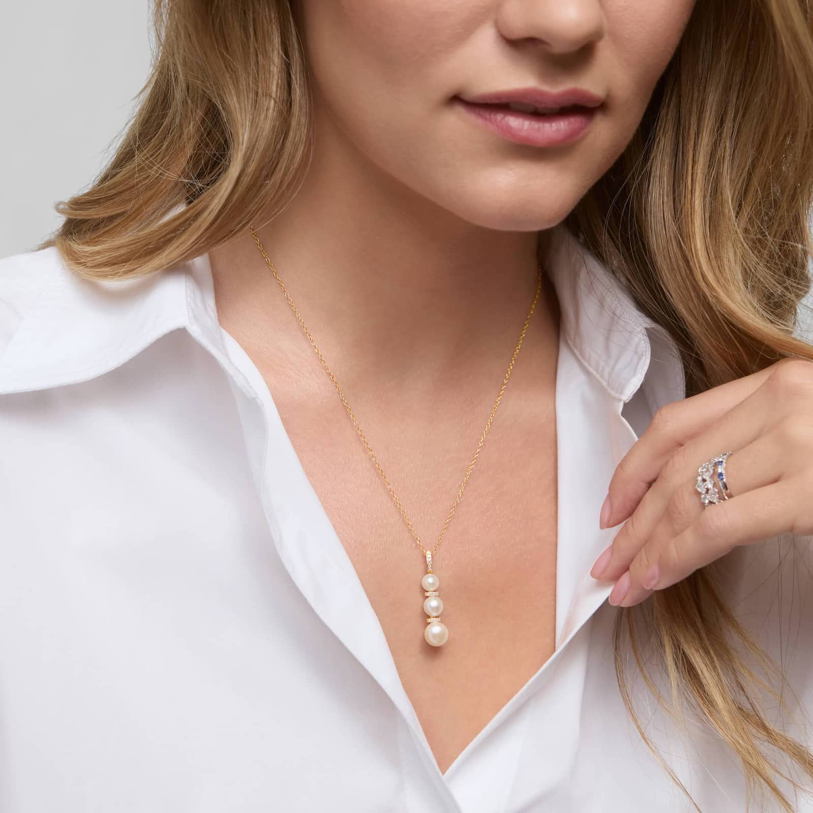 Pearl and Diamond Drop Necklace in 14K Yellow Gold