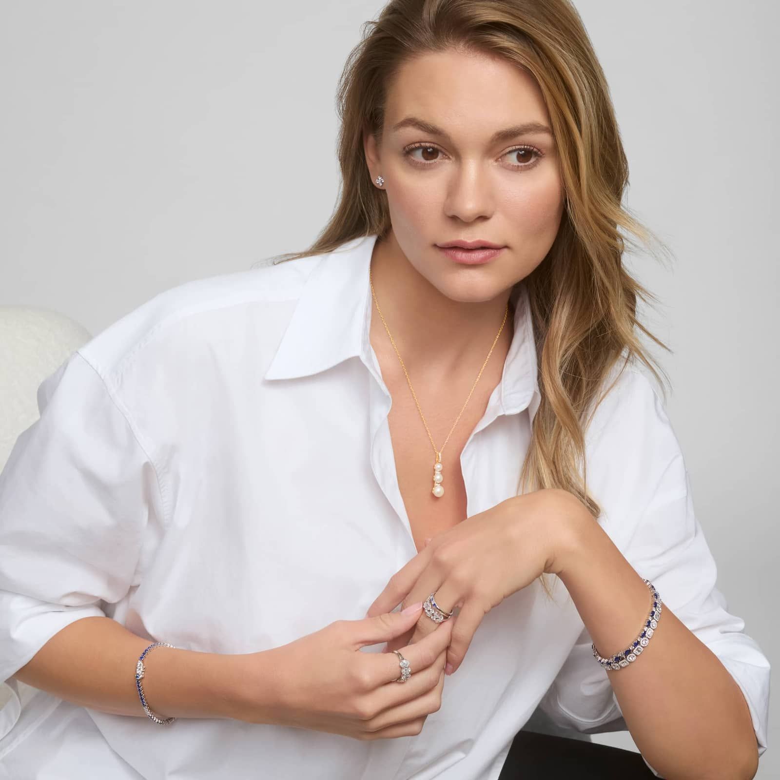 Pearl and Diamond Drop Necklace in 14K Yellow Gold