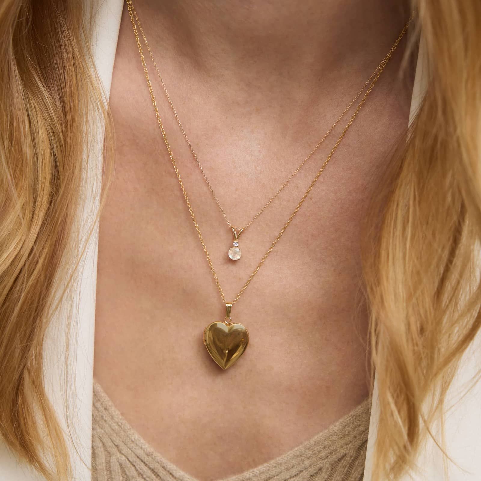 Heart Locket Necklace in 14K Yellow Gold