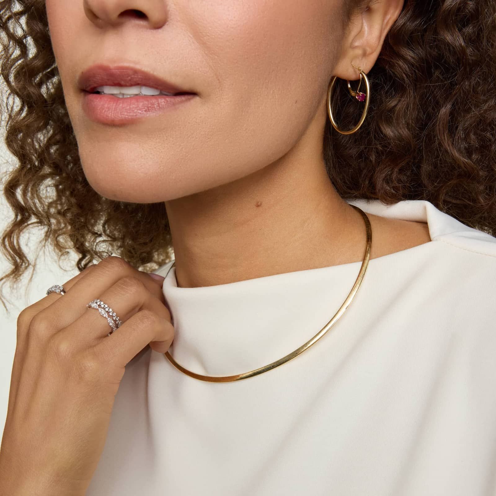 Omega Chain Necklace in 14K Yellow Gold