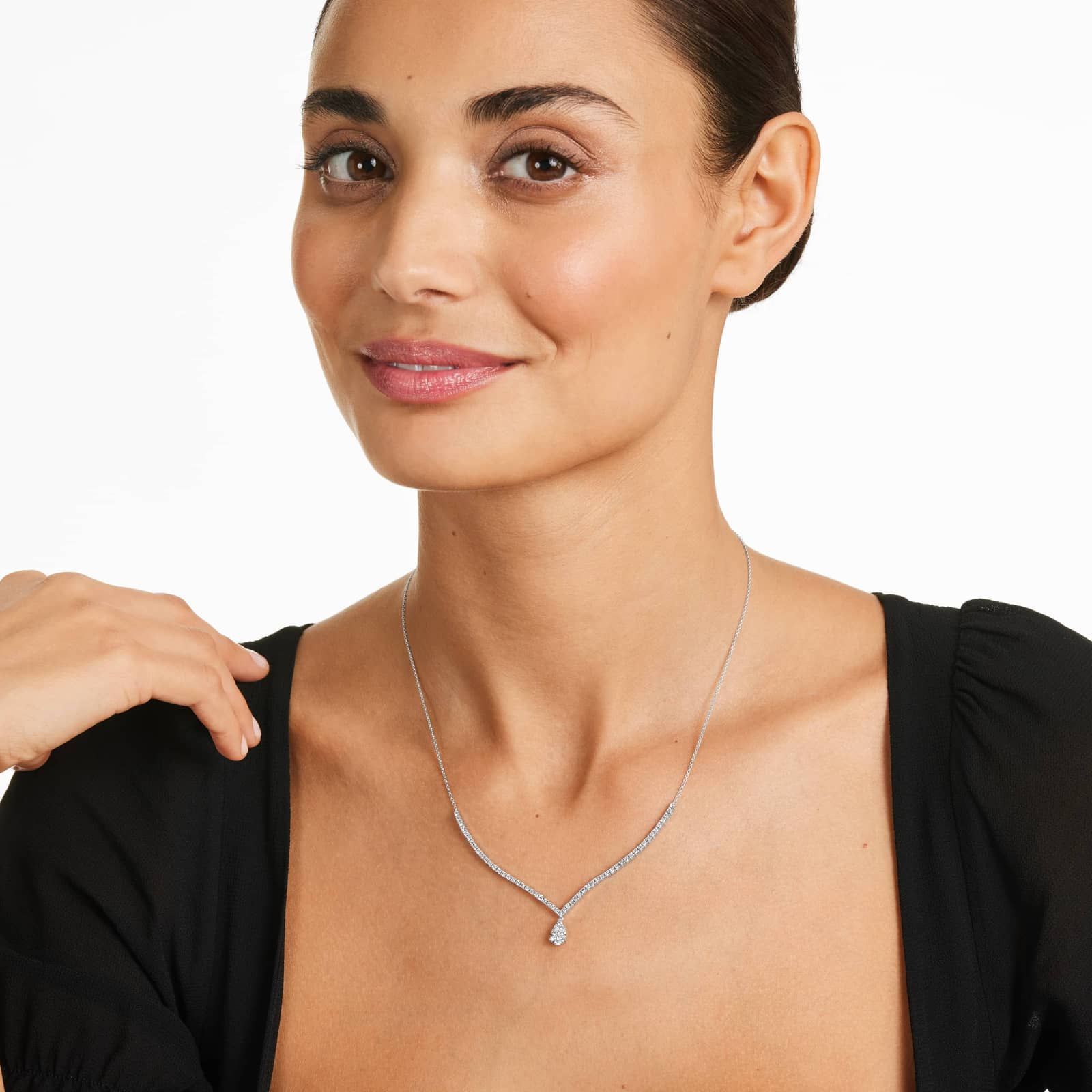Cascade Diamond Tennis Necklace In 14K White Gold