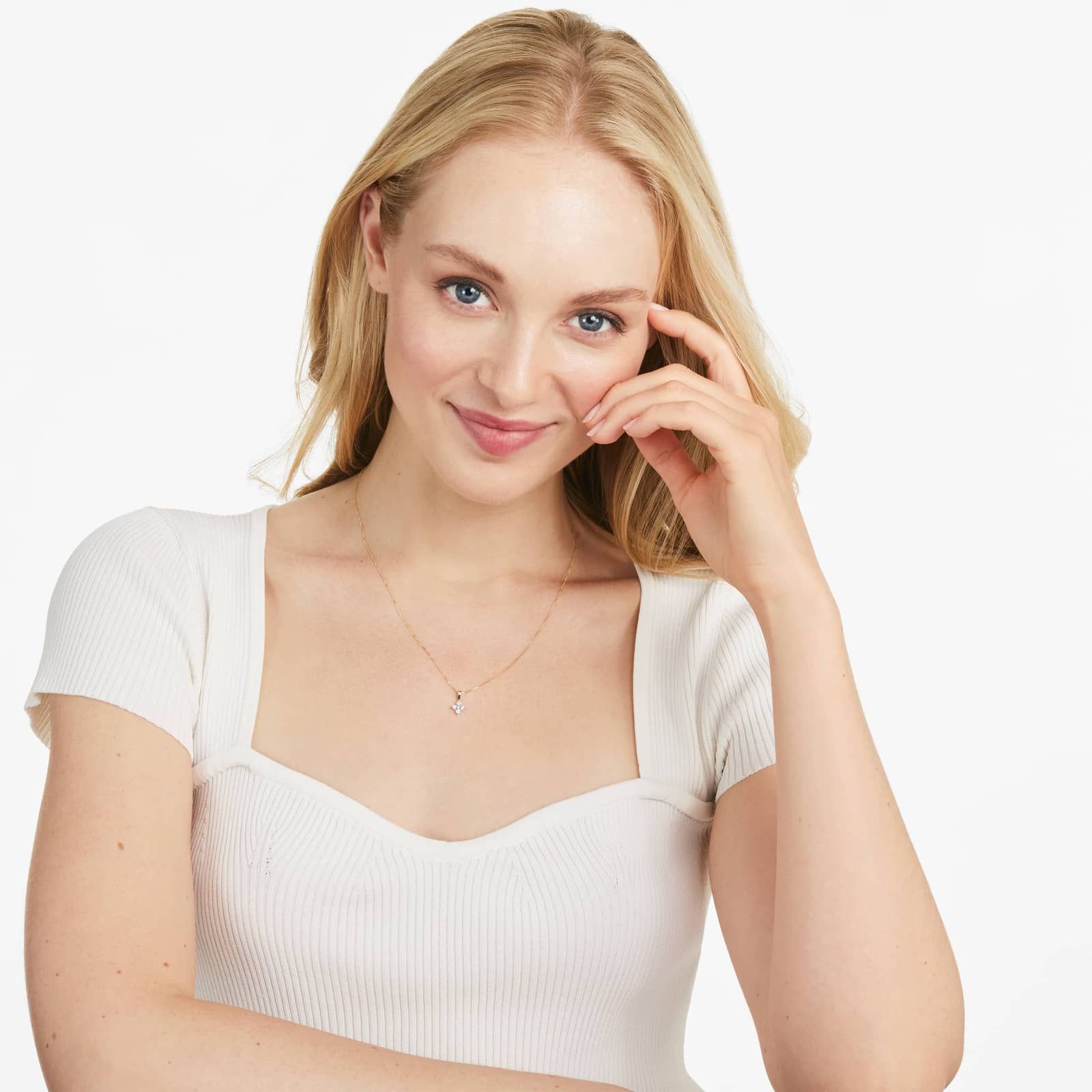 Blossom Lab-Grown Diamond Pendant In 14K Yellow Gold