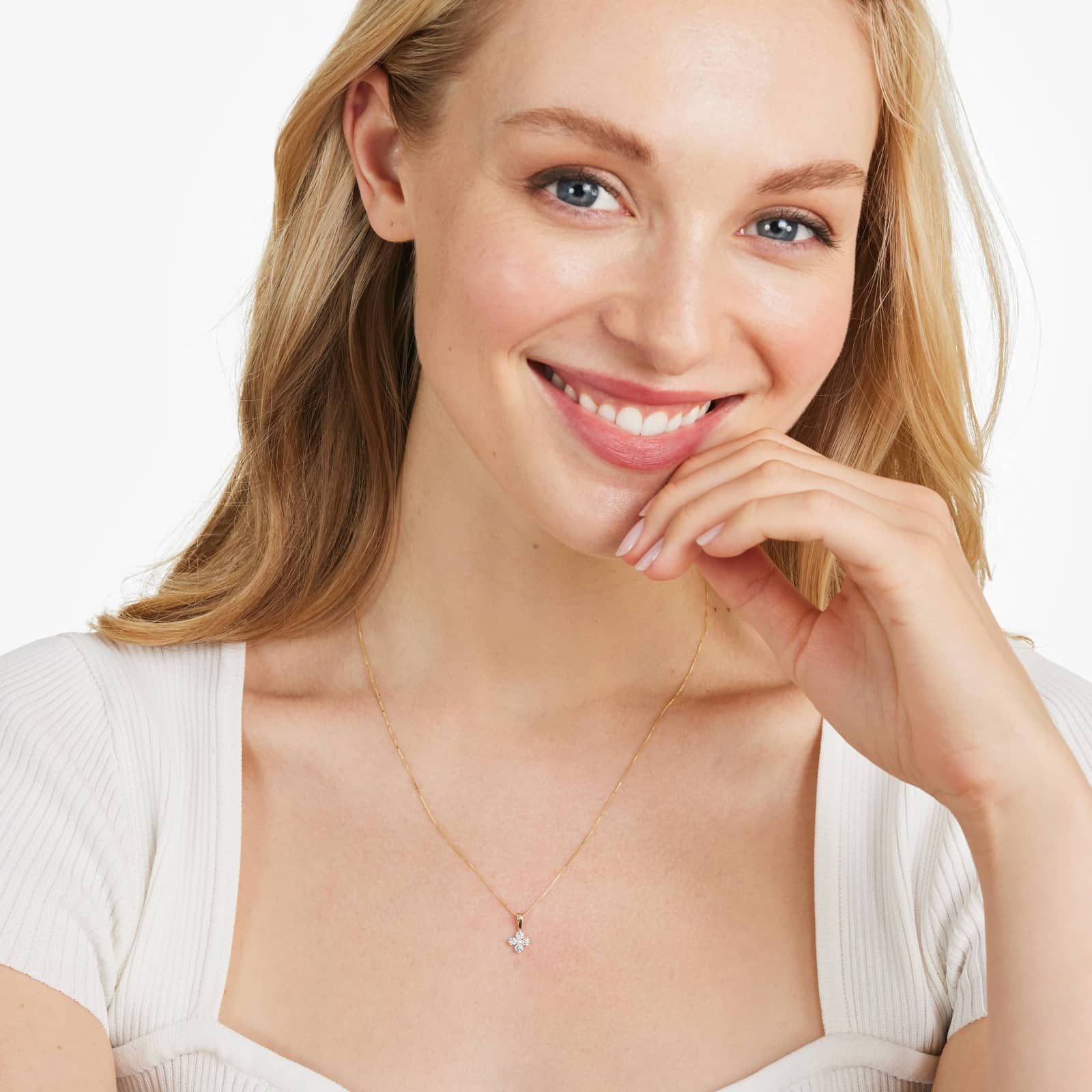 Blossom Lab-Grown Diamond Pendant In 14K Yellow Gold