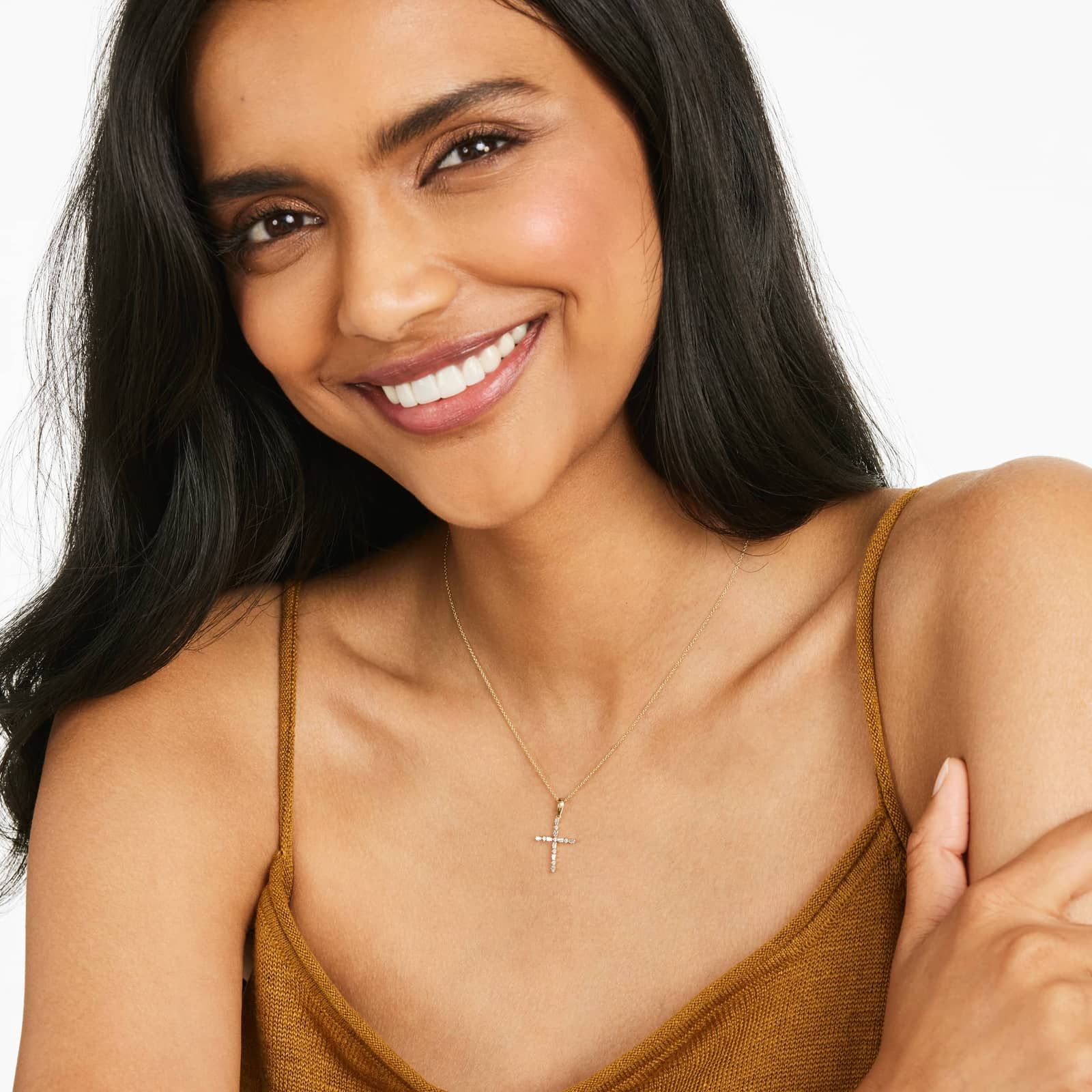 Alternating Diamond Cross Necklace In 14K Yellow Gold