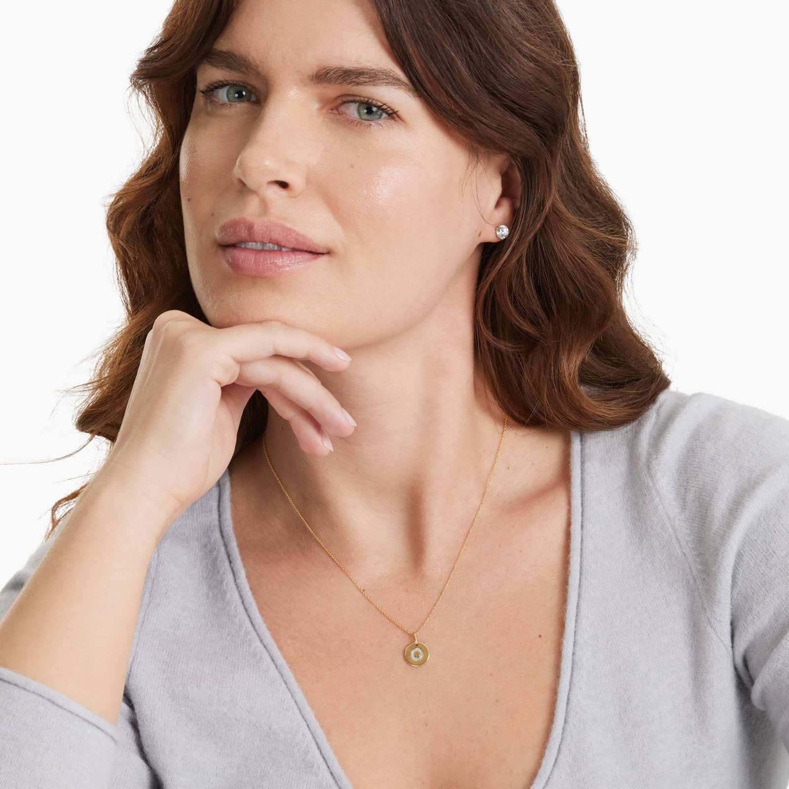 Diamond Initial O Pendant In 14K Yellow Gold